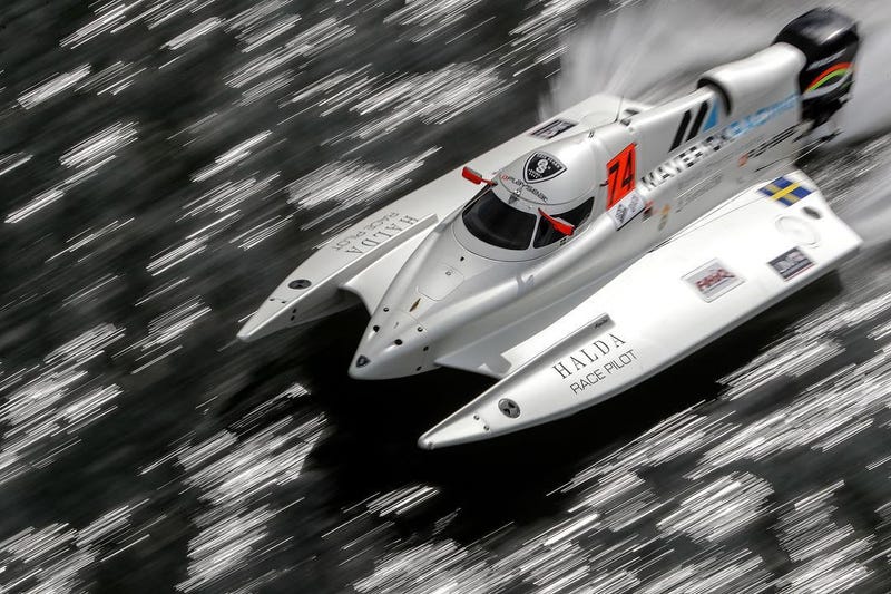 Illustration for article titled Breaking News: Erik Stark has landed an F1H2O Ride for the 2019 GP of Portimao