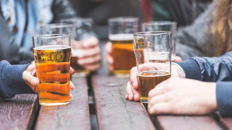 Illustration for article titled 5 rules for better drinking at a beer bar