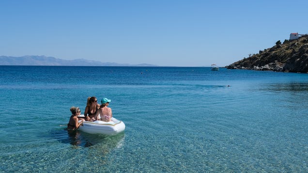 Greece Will Open to International Tourists but Ban Travelers From Covid-19 Hotspots Like U.S.