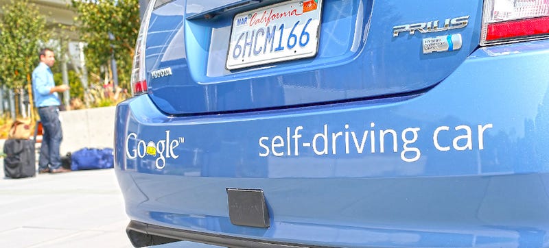 Illustration for article titled Automakers Still Have No Idea Who Will Be Liable For Robo-Car Crashes