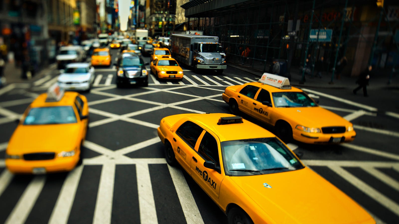 How to Spot an NYPD Cop Car Disguised as a Yellow Cab