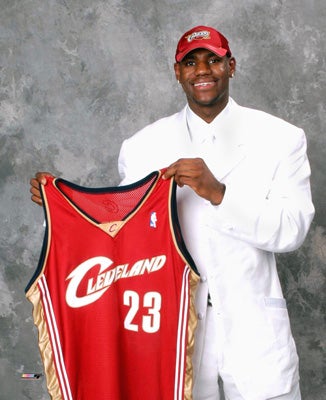 Illustration for article titled LeBron: Don't Start Printing Those #23 Knicks Jerseys Just Yet