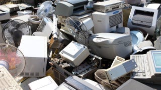 Illustration for article titled Do You Hold On to Your Old, Outdated Gadgets?
