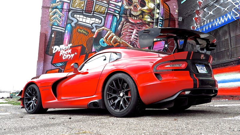 Detroit To Vegas And Back In A 2016 Viper Acr