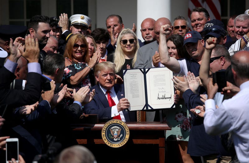 Illustration for article titled President Trump Is a Modern-Day Forrest Gump