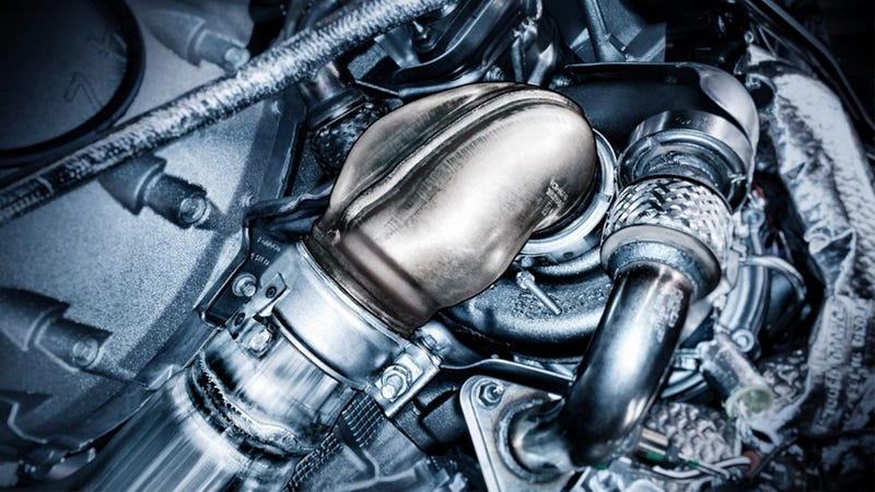 Illustration for article titled How Ford's New Cobra-Head Shaped Exhaust Helps Make Heaps Of Power