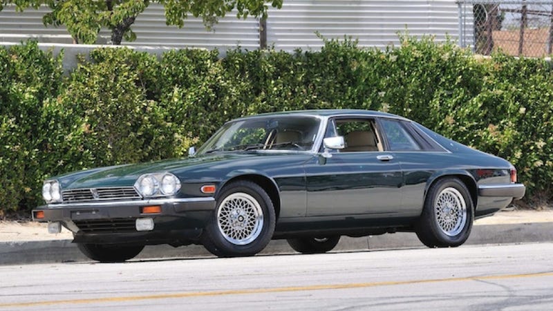 Illustration for article titled No Celebrity Car Is Cooler Than Frank Sinatra's Jaguar XJS