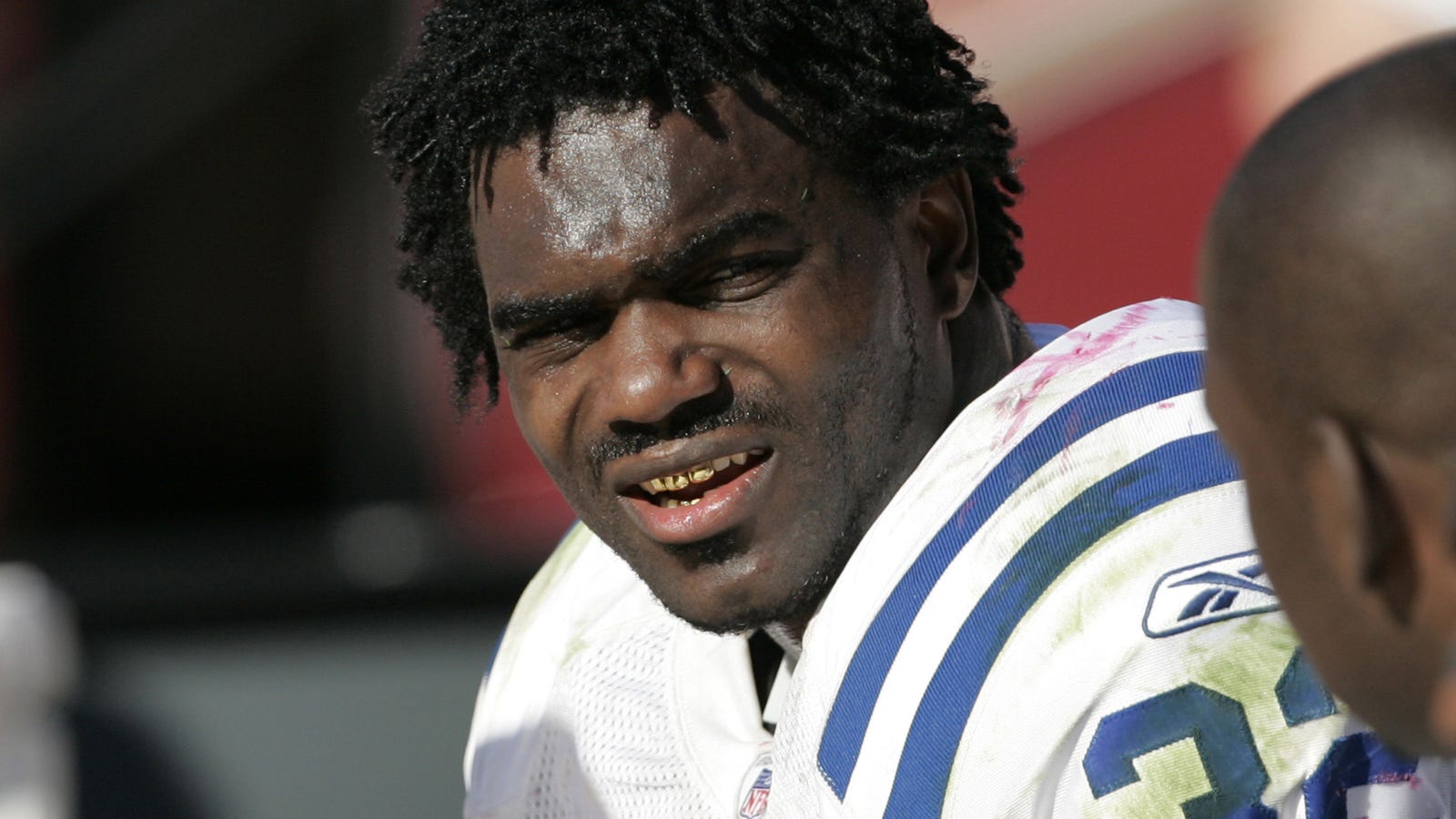 Former NFL Running Back Edgerrin James Saves Wads of Cash ...