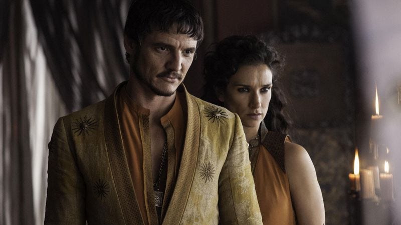 Illustration for article titled Pretty much everyone in Spain trying to get on Game Of Thrones