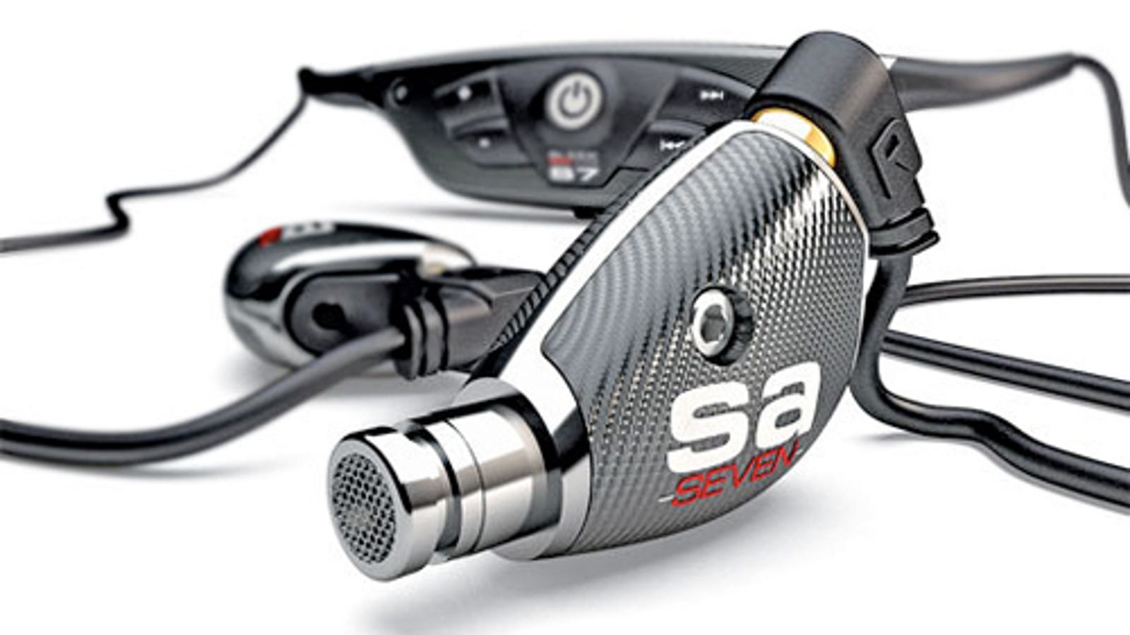 Sleek Audio's Aluminum and Carbon Fiber SA7 Headphones Will Last For Years