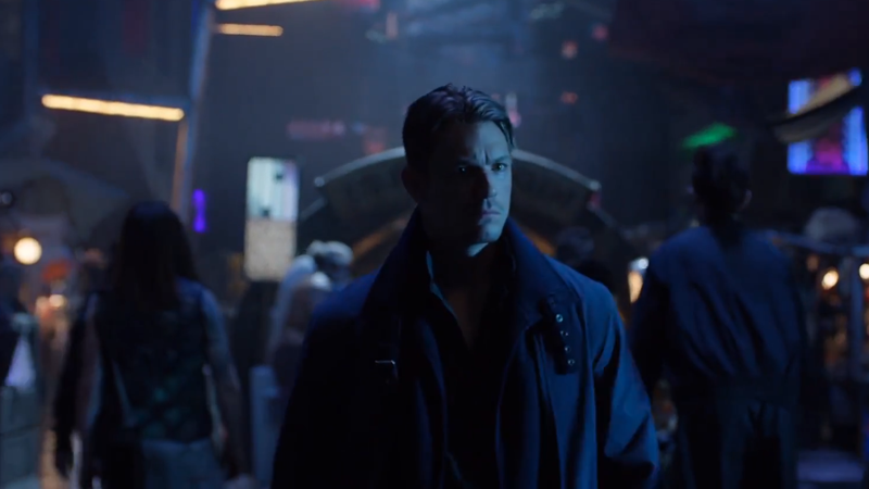 First Trailer For Netflix S Altered Carbon Imagines A Dark