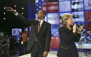 Illustration for article titled Obama Inspires Hillary To Plagiarize Her Own Inspiring Speech