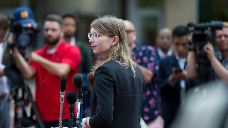 Illustration for article titled Chelsea Manning&#39;s Lawyers Ask Again For Her Release, Say She&#39;ll Never &#39;Betray Her Principles&#39;