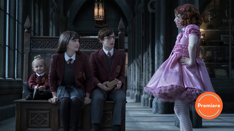 A Series Of Unfortunate Events Returns And Everything Is Terrible Again