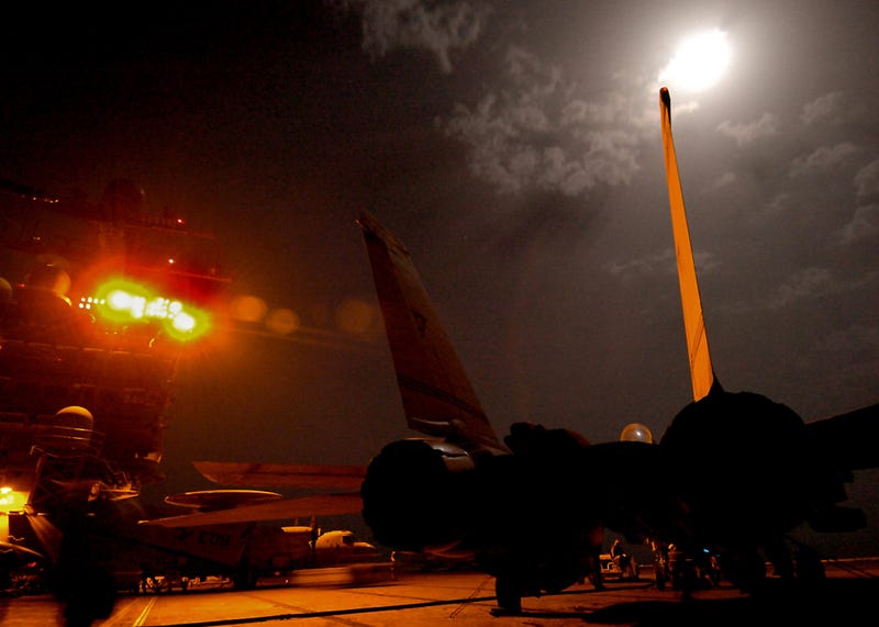 How To Successfully Get Launched Off A Carrier At Night In A F-14 Tomcat