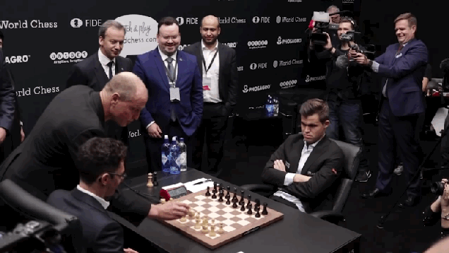 uwhzfbne9gampv0cmuk6.gif