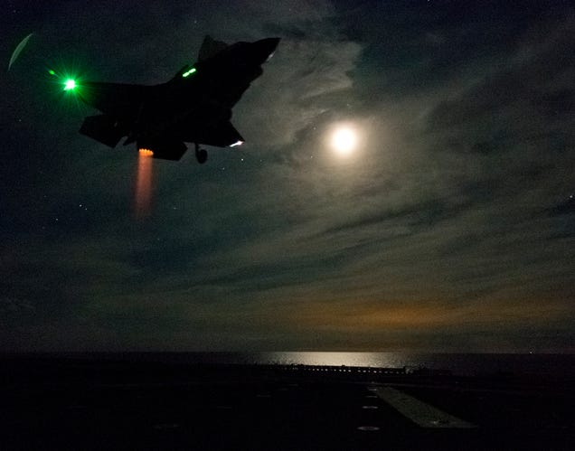 This F-35B's Vertical Night Landing Makes It Look Like a Badass UFO