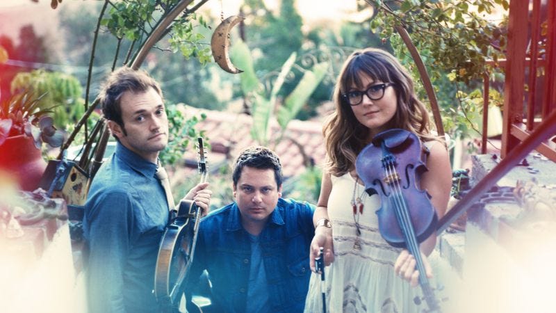 Illustration for article titled Nickel Creek returns from a 7-year hiatus with a ready-made best-of album