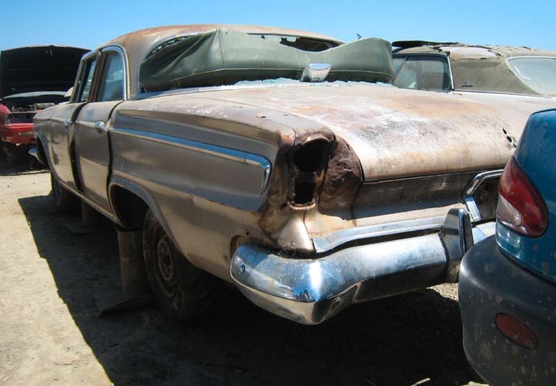 Illustration for article titled 1963 Dodge 880