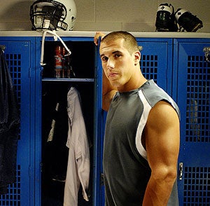 Illustration for article titled Brady Quinn's Beautiful Face May Have Been Damaged