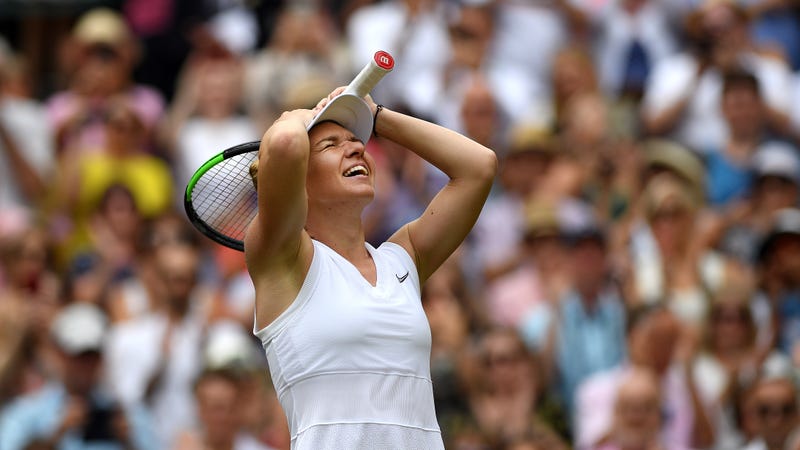 Illustration for article titled Simona Halep Defeats Serena Williams To Win Her First Wimbledon Title