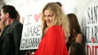 All Celebrities Should Follow Drew Barrymore's Lead When Correcting Misleading News Items