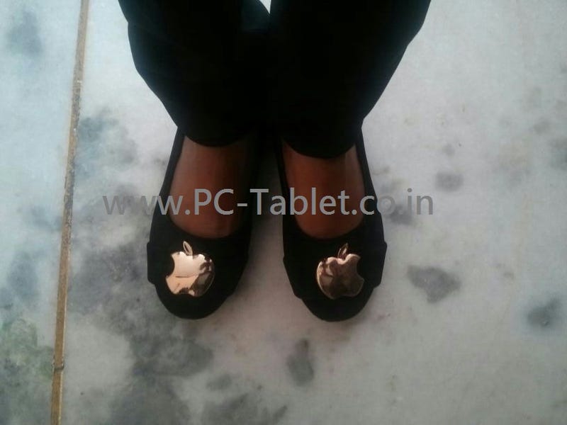 Illustration for article titled Apple to redefine fashion industry; launches iFoot Air Footwear