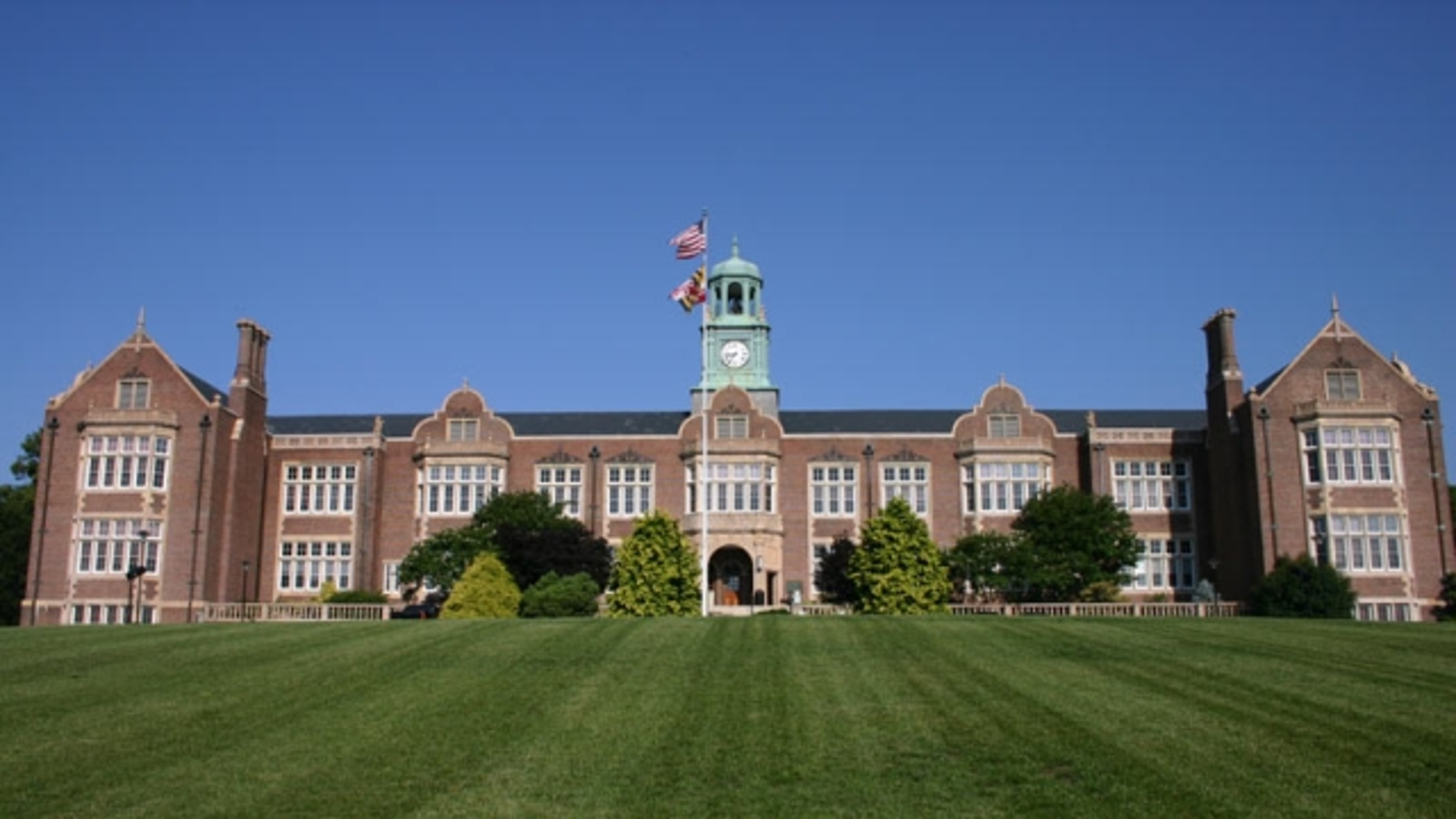 should i go to it school