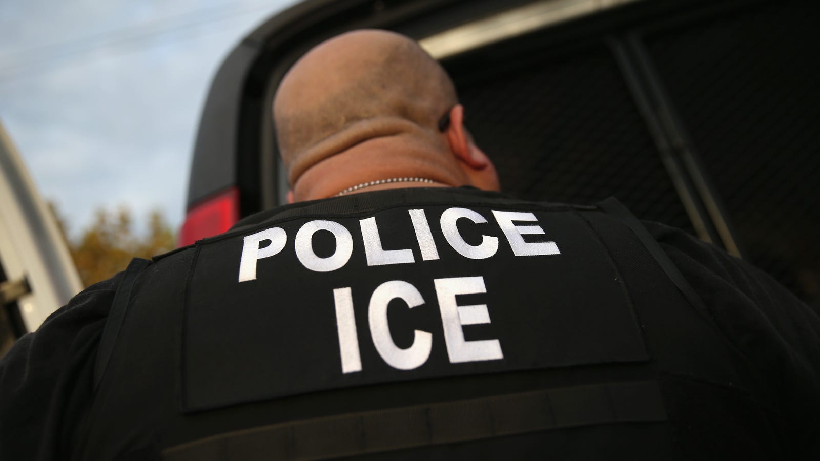 photo of Turns Out All Kinds of Tech Companies are Working With ICE image