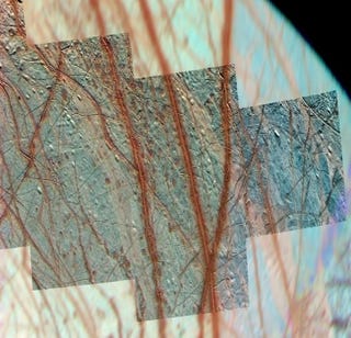 Illustration for article titled Evidence For Icy Plate Tectonics Found On Europa