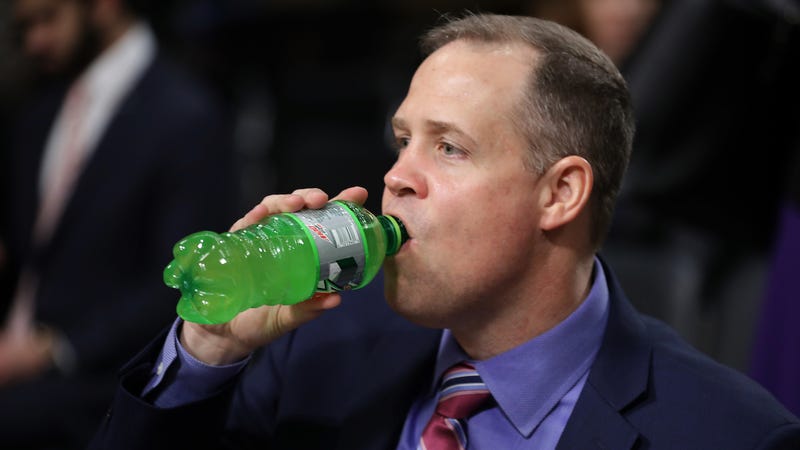 NASA administrator Jim Bridenstine takes a drink of Diet Mountain Dew before testifying to the Senate Commerce, Science and Transportation Committee on March 13, 2019