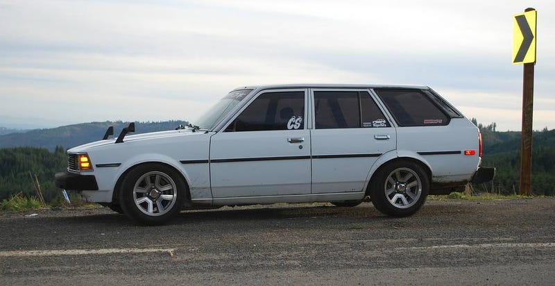 Illustration for article titled For $3,000, Could This 4AGE-Imbued 1983 Corolla Wagon Tempt Your Wallet?