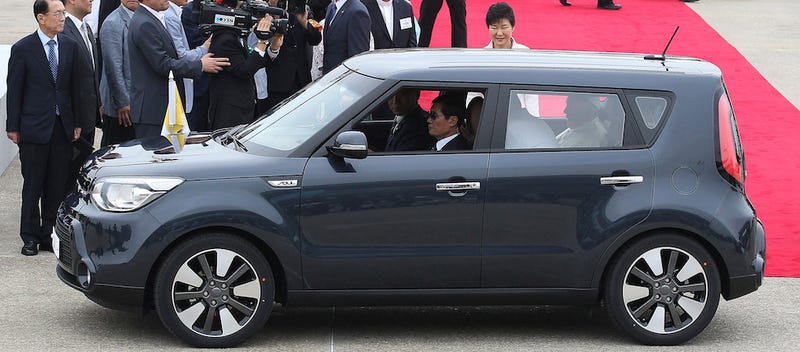 Illustration for article titled Pope Francis Rocks Kia Soul For South Korea Visit, Has Great Taste