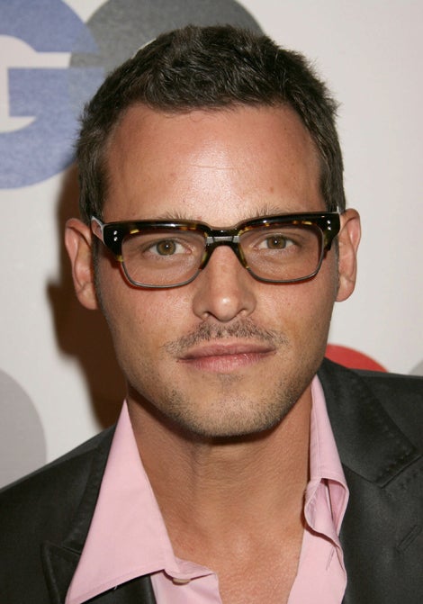 Dear Justin Chambers: We Like To Make Passes At Cute Guys In Glasses