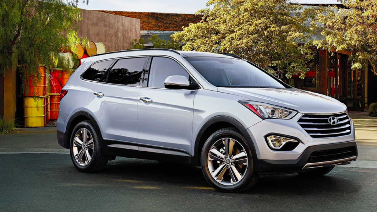 Want A Three Row Suv That Isn T Enormous