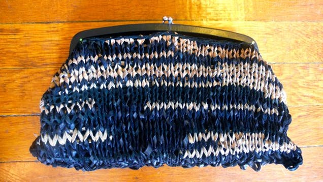 How To Knit A Prada-Inspired Purse