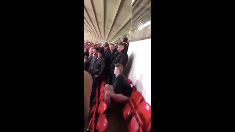 Illustration for article titled Sunderland Fan Explains That He Did Not Drunkenly Shit In His Stadium Seat
