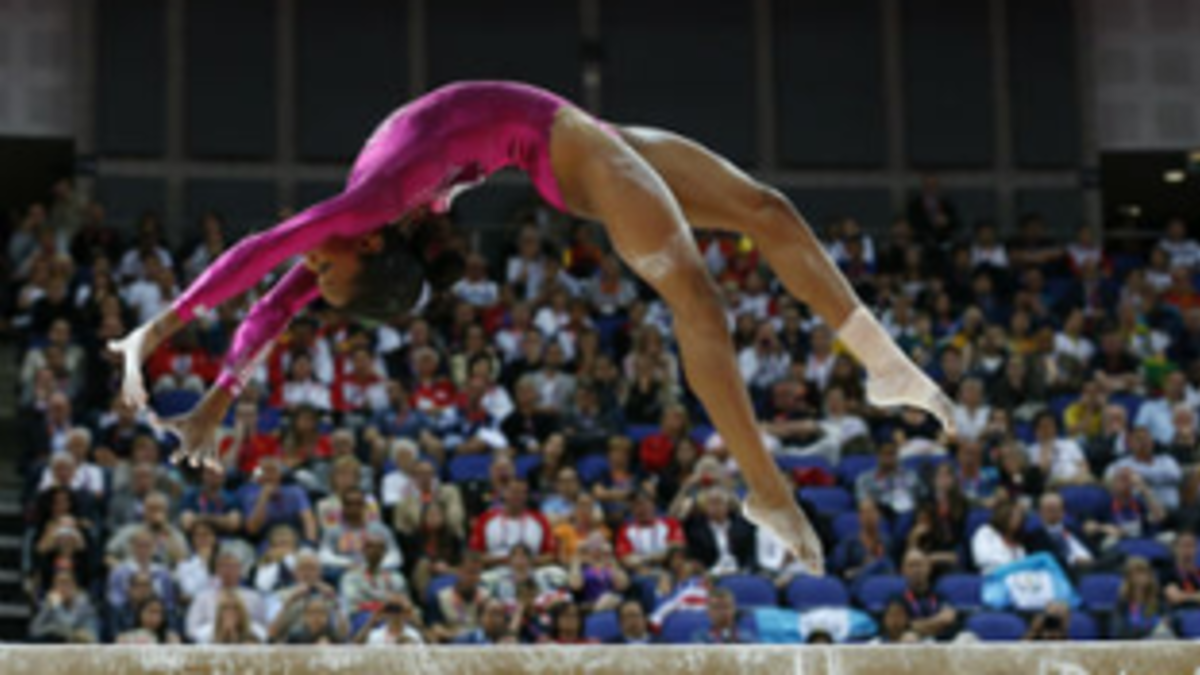 Illustration for article titled Congrats Pour in on Twitter for Douglas