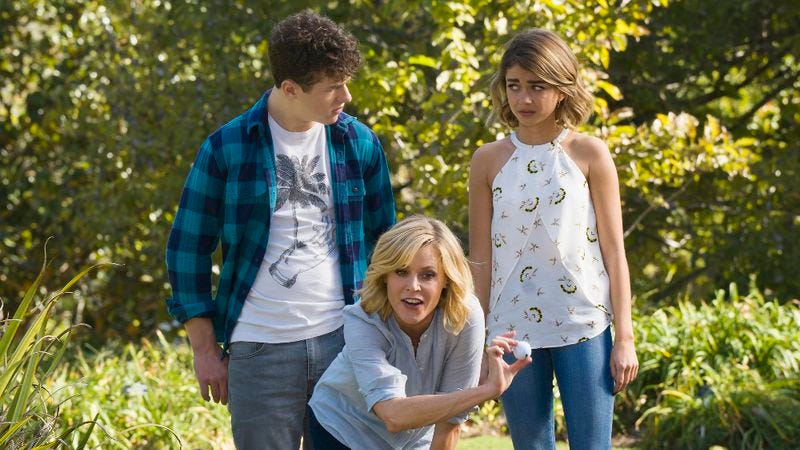 Illustration for article titled Modern Family goes straight for the heart in the season’s best episode yet