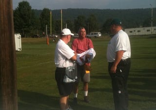 Illustration for article titled Andy Reid Calls Security On Fan In McNabb Jersey