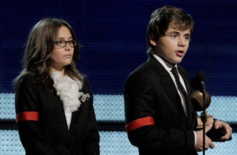 Illustration for article titled Michael Jackson's Kids Are Turning Out Like Regular Kids