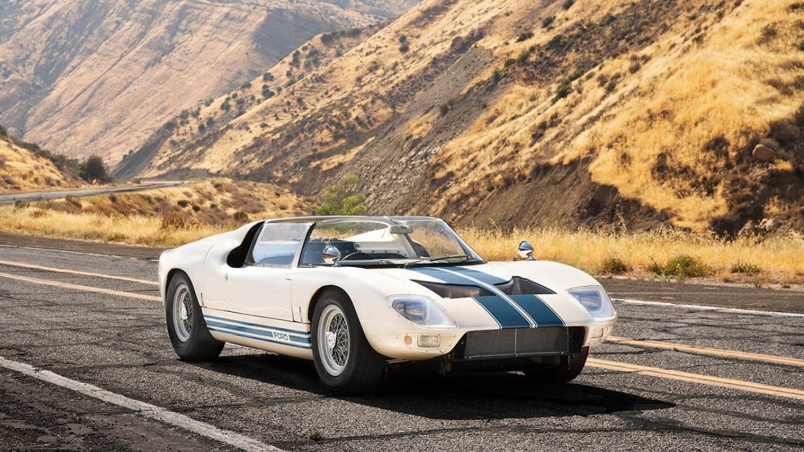 The Insanely Cool Last Remaining Original Ford Gt40
