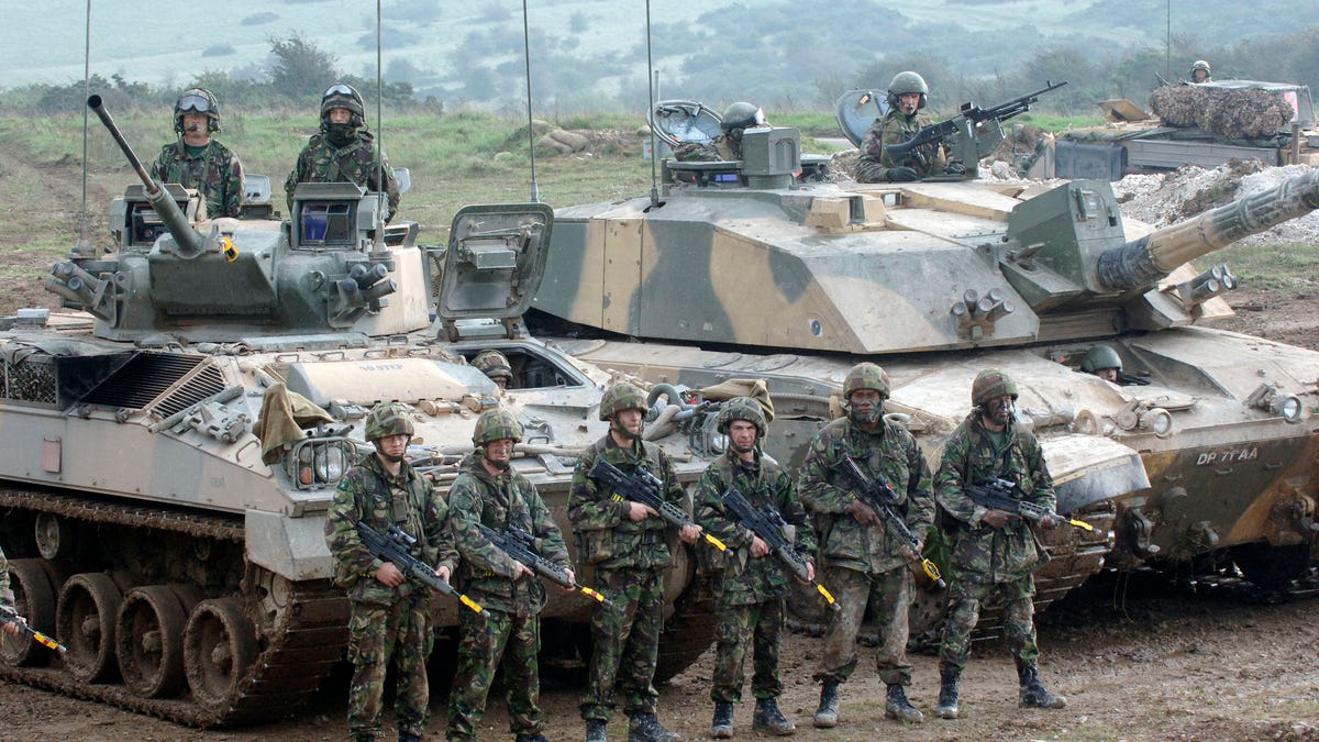 The British Army Is Cutting A Third Of Its Tanks