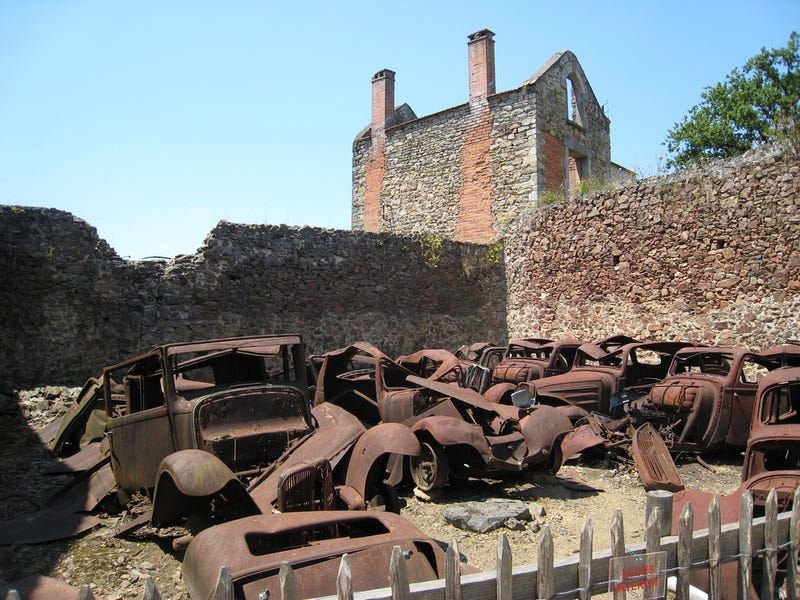 Resultado de imagem para oradour-sur-glane france
