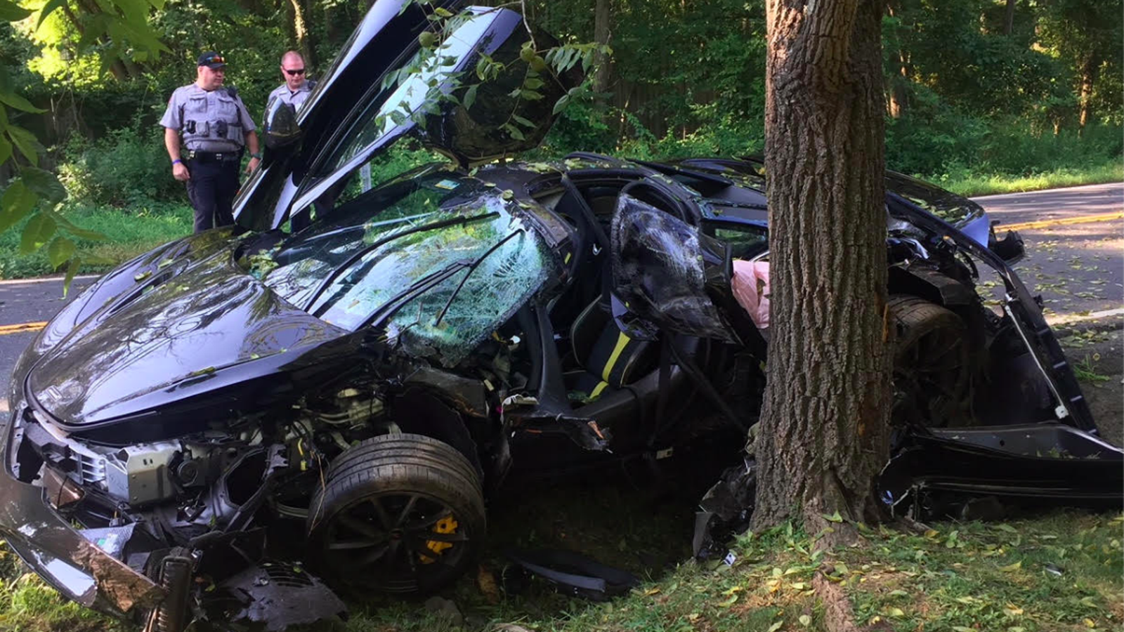 Someone Bought A 300 000 Mclaren 720s And Wrecked It The Next Day