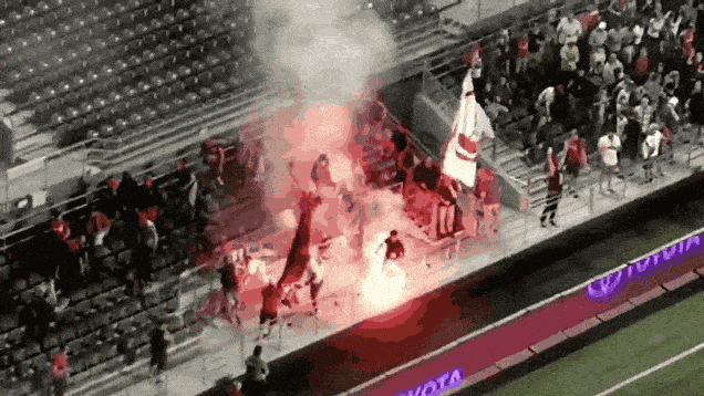 qoyvxjsdl3e4pooa3ze9.gif