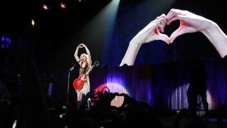 Illustration for article titled Inane Celebrity 'Hand Heart' Gesture Explained