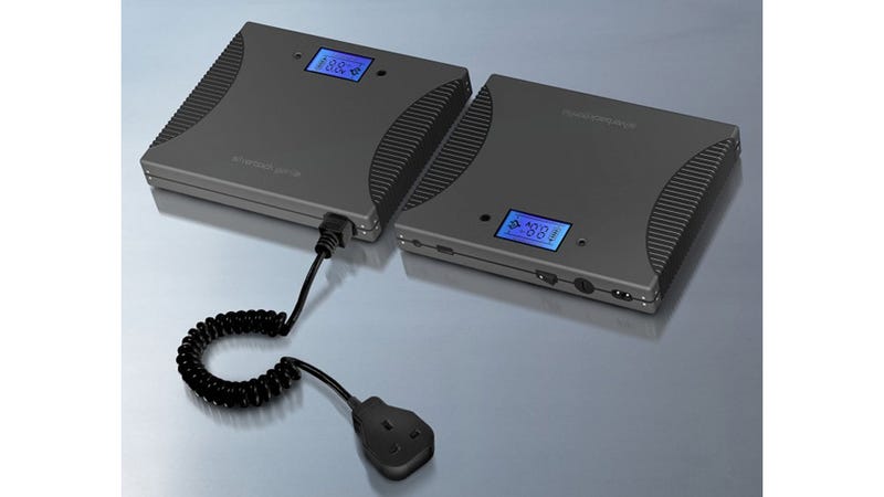 This Compact But Powerful Battery Promises a Whole Extra Day Of Laptop Use