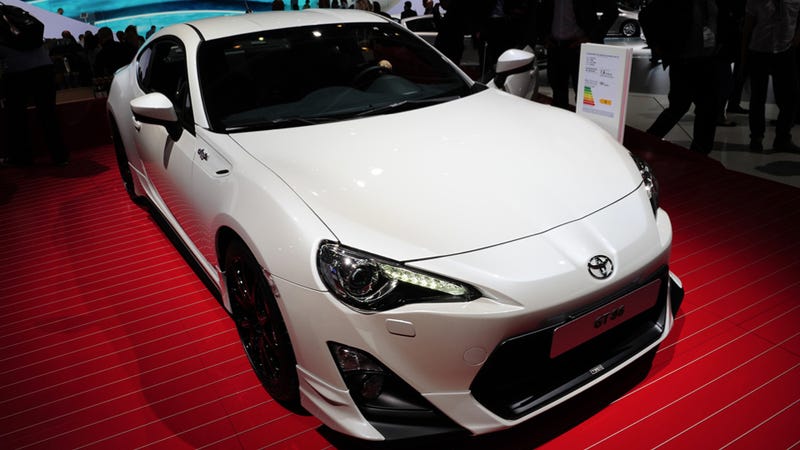 The Subaru Brz Not Sti Looks Exactly Like The Toyota Gt 86 Trd