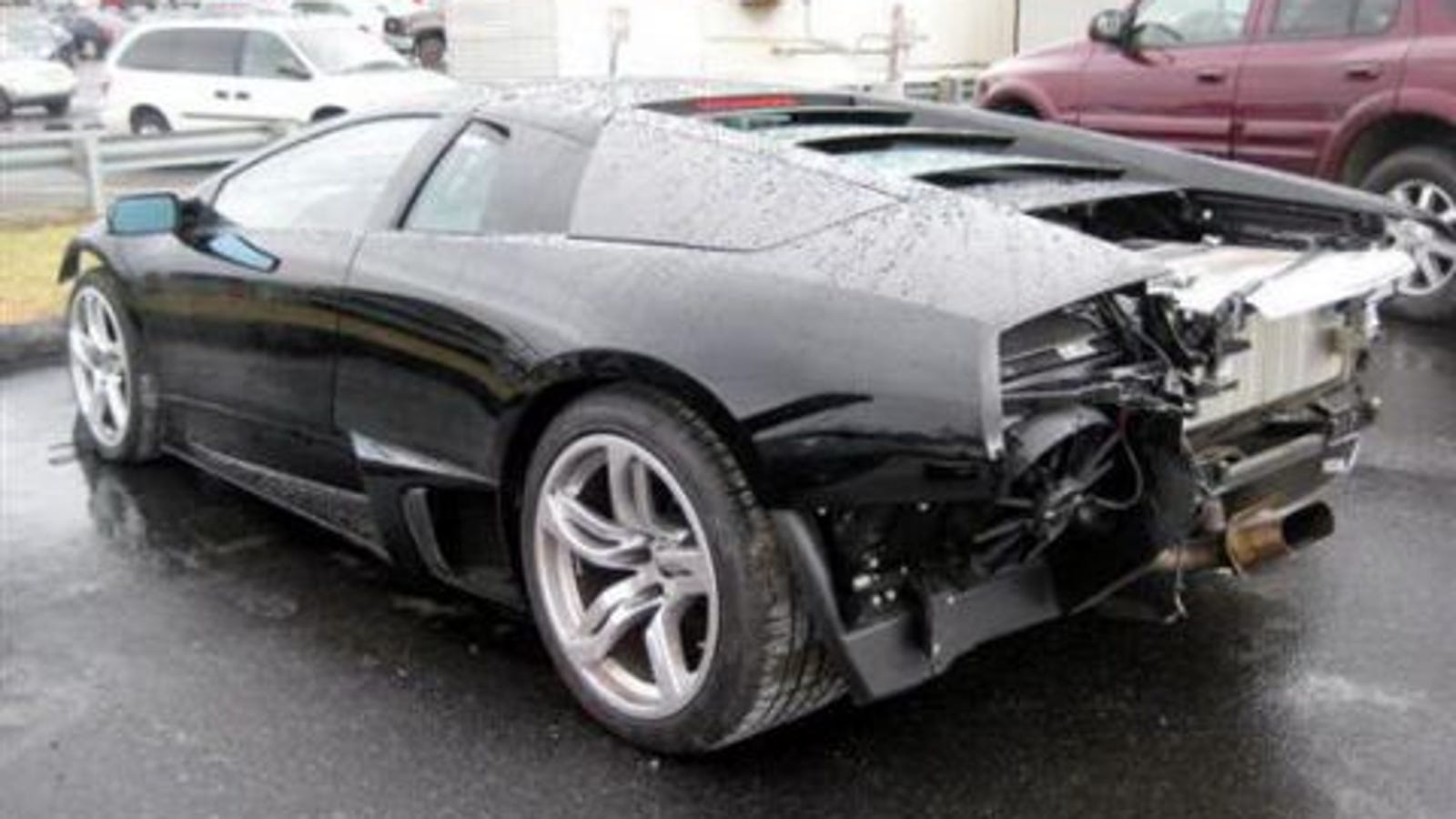 2008 Lamborghini Murcielago Lp640 Takes It Hard In The Rear